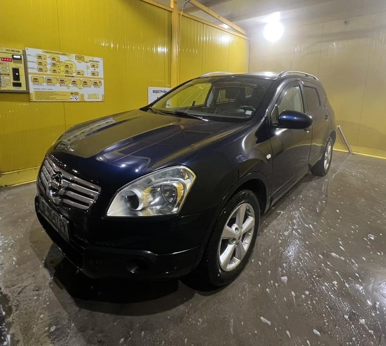 Nissan Qashqai джип