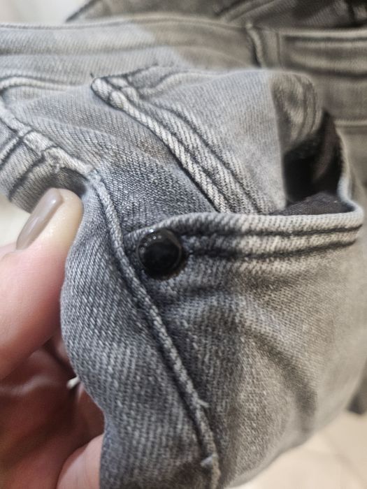 Прекрасни дънки Guess за госпожица на 12години