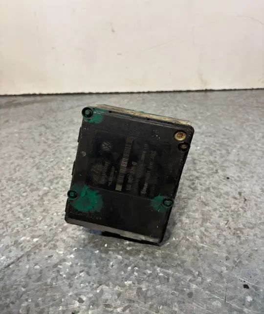 Pompa ABS 1j0 614 117 Volkswagen VW Golf 2001 1.6 16v AT (102 hp)