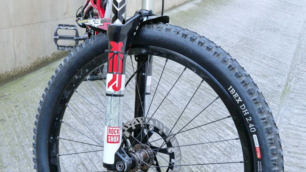 Specialized Demo 8 II DH, 26, 200мм ход, Boxxer World Cup Air, Sram XO