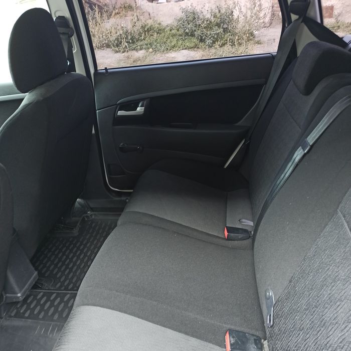 Продам ладу приора 2 универсал 2014г.