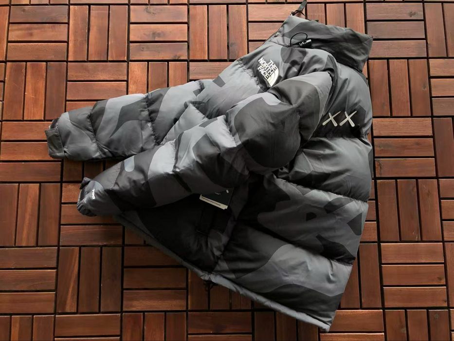 Geacă The North Face X Kaws Premium Quality ,TNF , Puffer