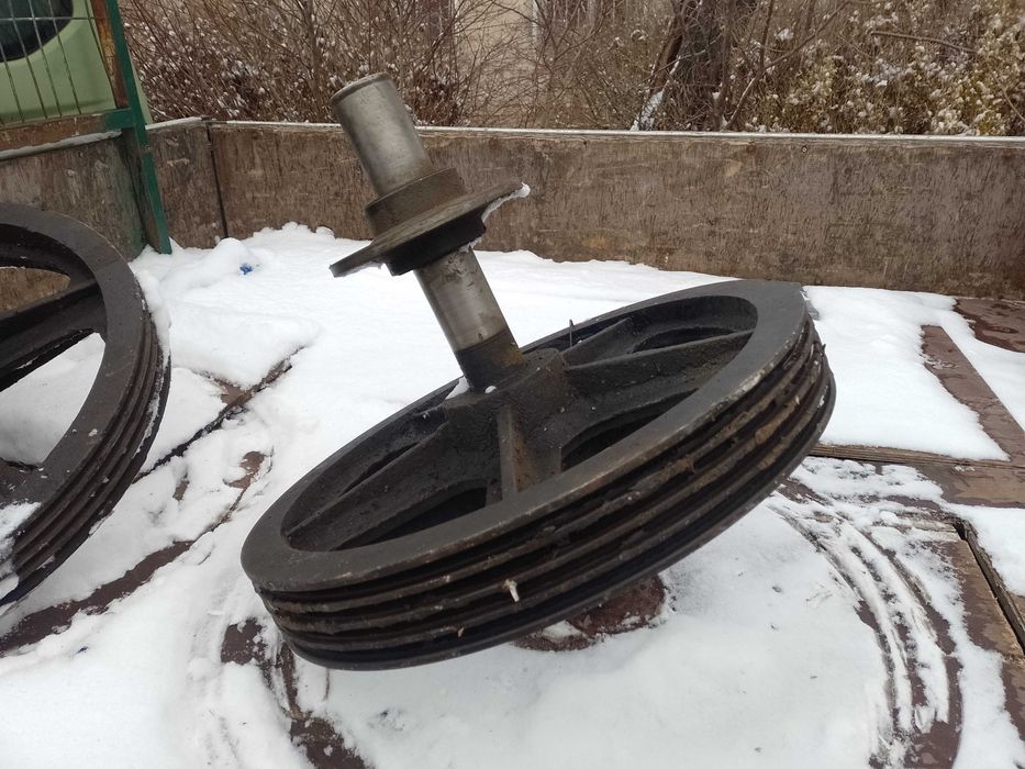 Fulie volanta cu patru curele