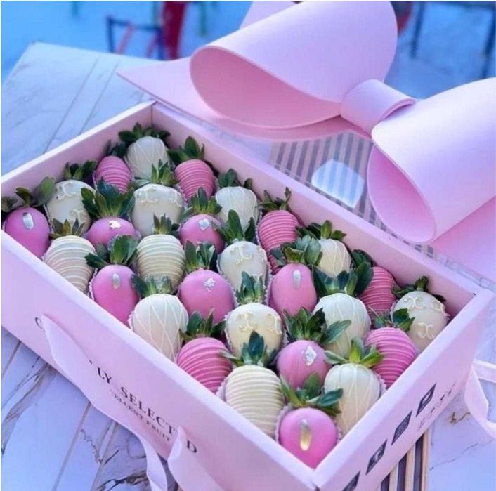 Клубника в шоколаде/Букет из Зефира/Бокс/Финики/Цветы