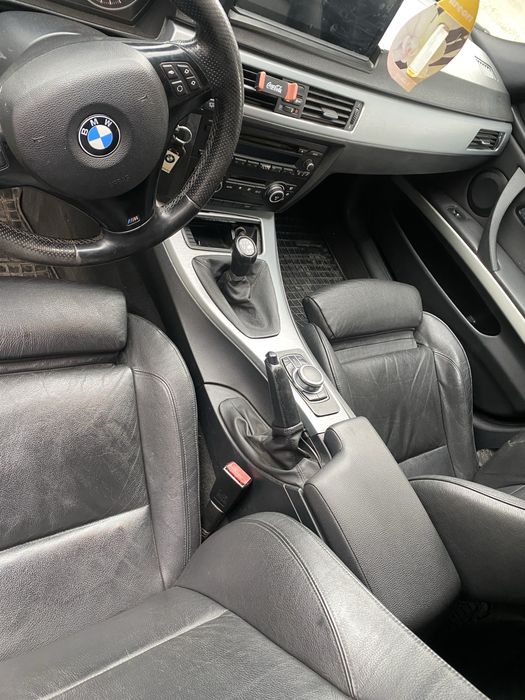 Dezmembrez Bmw e90 320i N43B20A