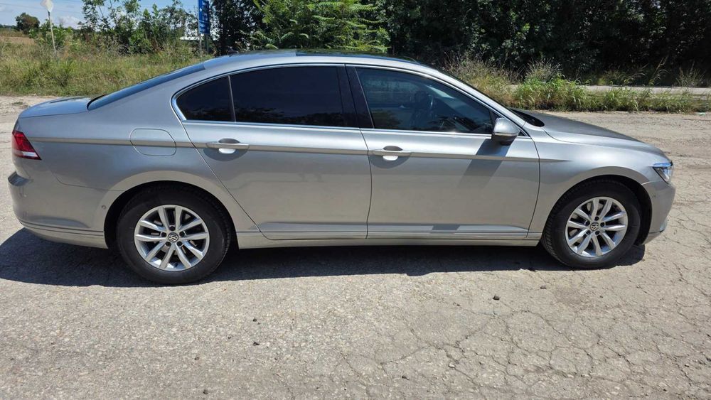 Продавам VW Passat B8, 2015 г., 2000 куб,, 150 коня