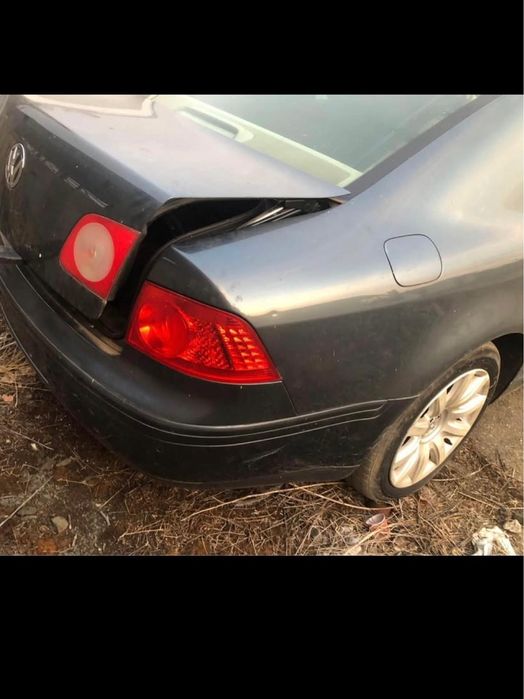 VW Phaeton,usi,navigatie,planse de bord,capota,faruri,