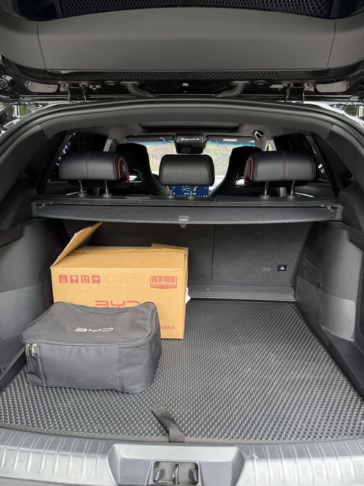Byd Champion Gibrid 150 km Full + Navarot bor