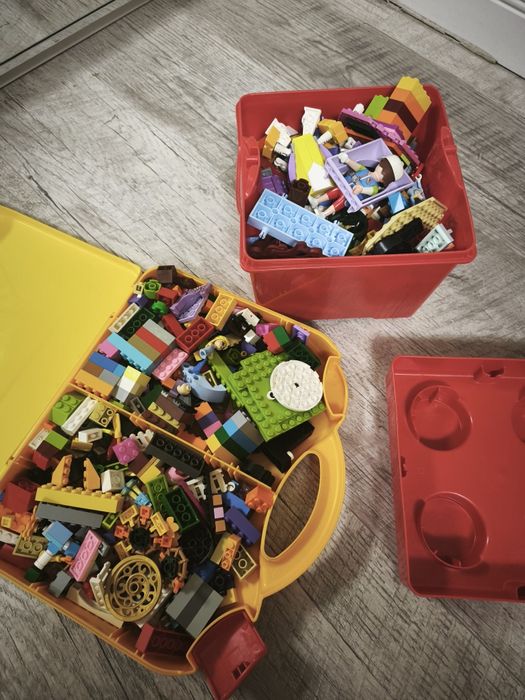 Lego City, Lego Friends, Lego Creator