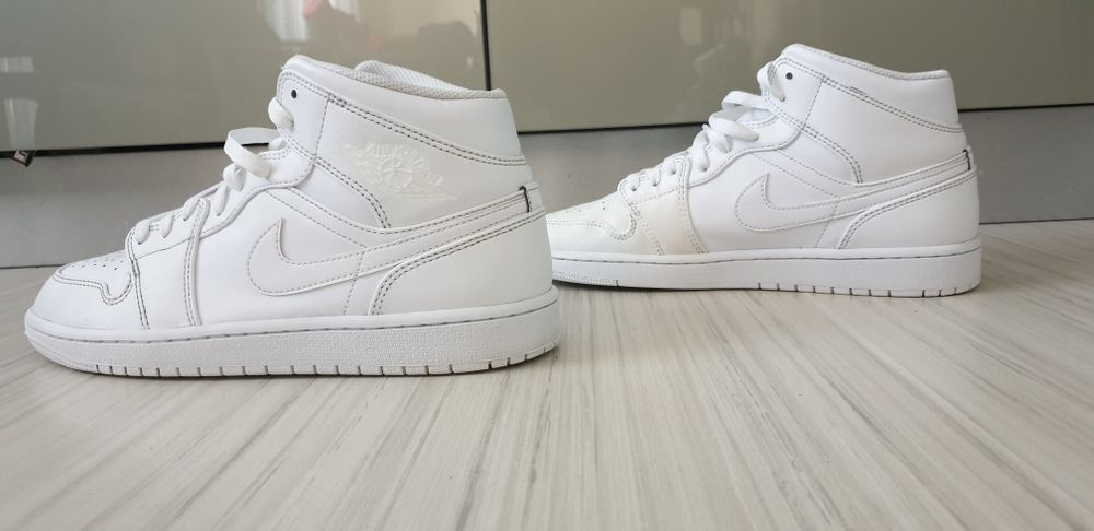 Nike Air Jordan1 Retro Tripple White / 43/27.5 UK 8.5 US 9.5 ОРИГИНАЛ!