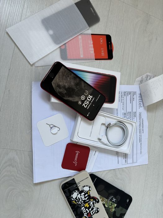 iPhone SE 3 gen 2022г. 5G 128 GB RED + Гаранция