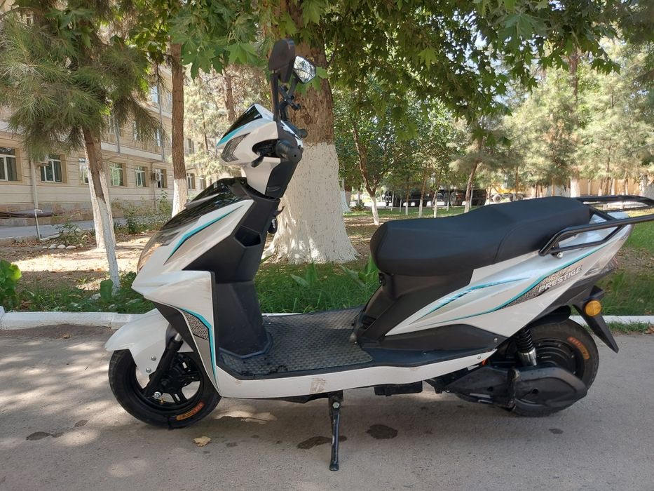 Скутер сотилади холати ало даражада пул зарил учун сотиляпти