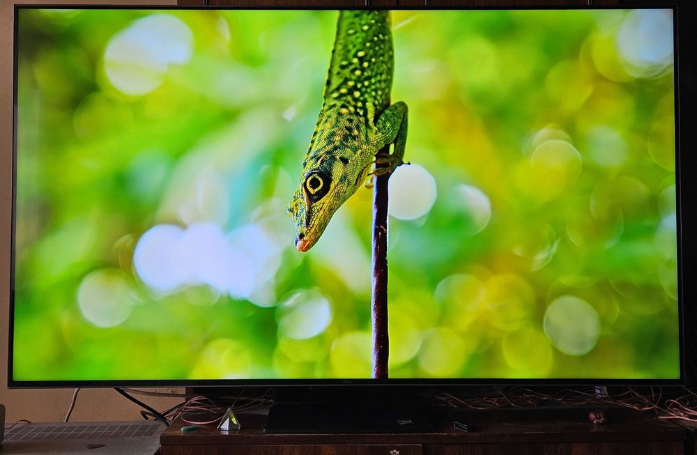 Продавам TCL c765 55 инча