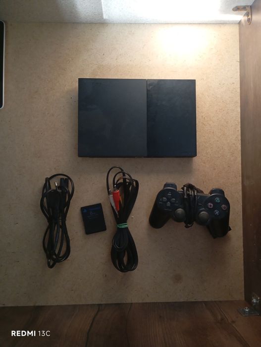 Ps2 sotiladi holati yaxshi