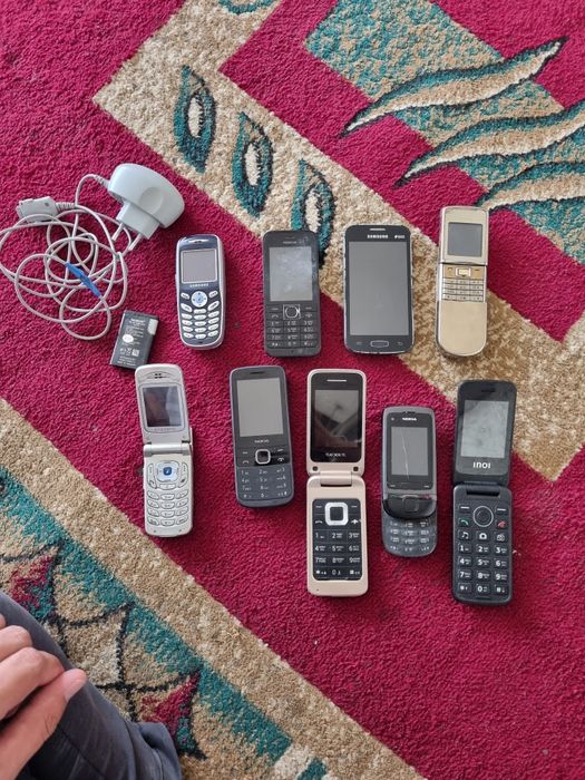 Старые телофоны. Телефоны