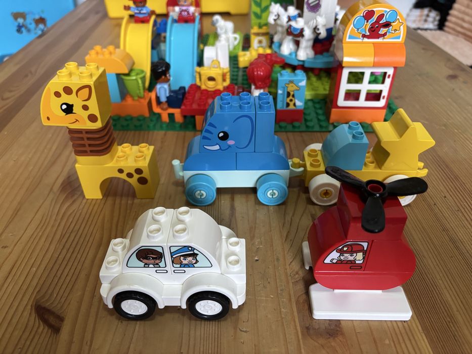 Lego Duplo Animale / Peppa / Ferma / Parc Distracti 4 seturi 2 placi
