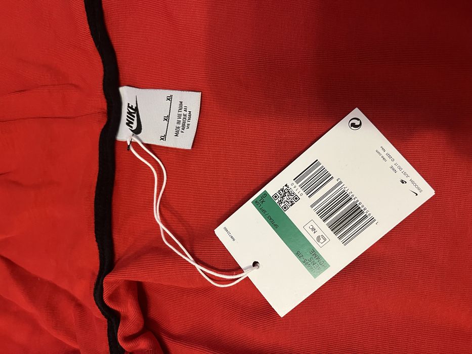 Nike tech fleece rosu M