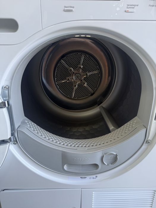 Сушилня Miele T1 Eco 8kg Термопомпа
