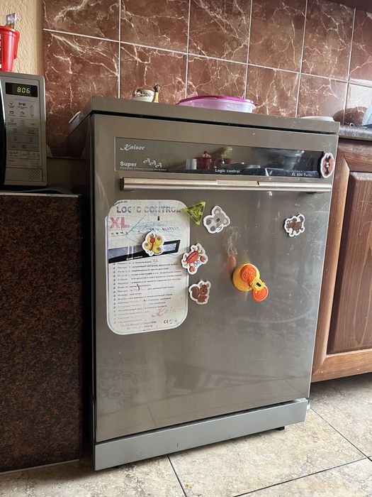 Посудомоичная машина