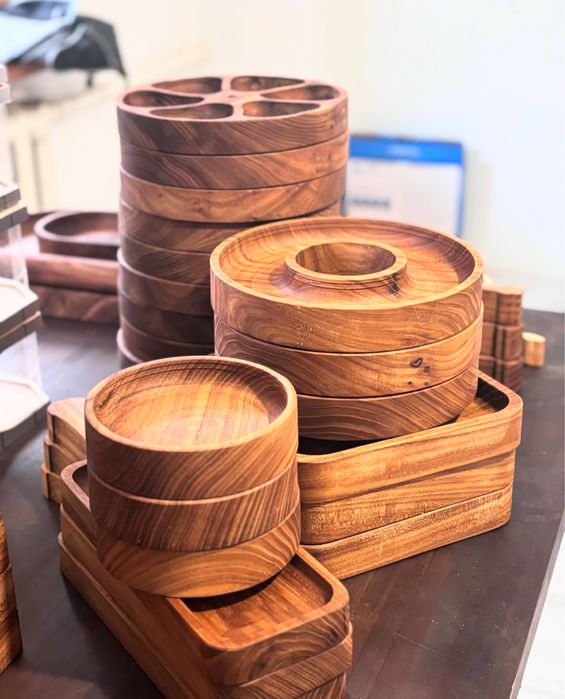 Посуда из дерева Меню, салфетницы, счетницы для заведений