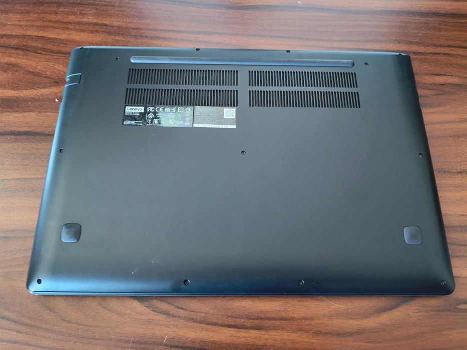 Vand laptop Lenovo IdeaPad 700-15ISK