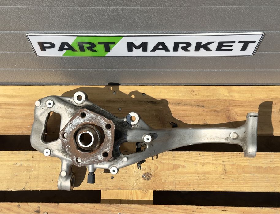 Шенкел AUDI A4 B9 8W0407242F 8W0407560