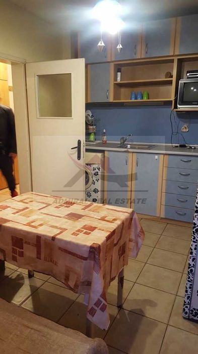 Дава се под наем Тристаен апартамент в Варна, Окръжна болница - 80 кв.м за 425 € - Снимка #1