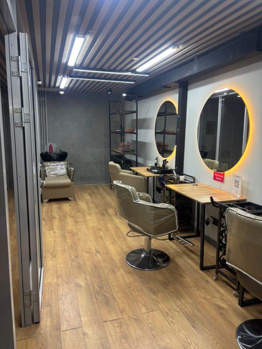 Аренда парикмахерского кресло