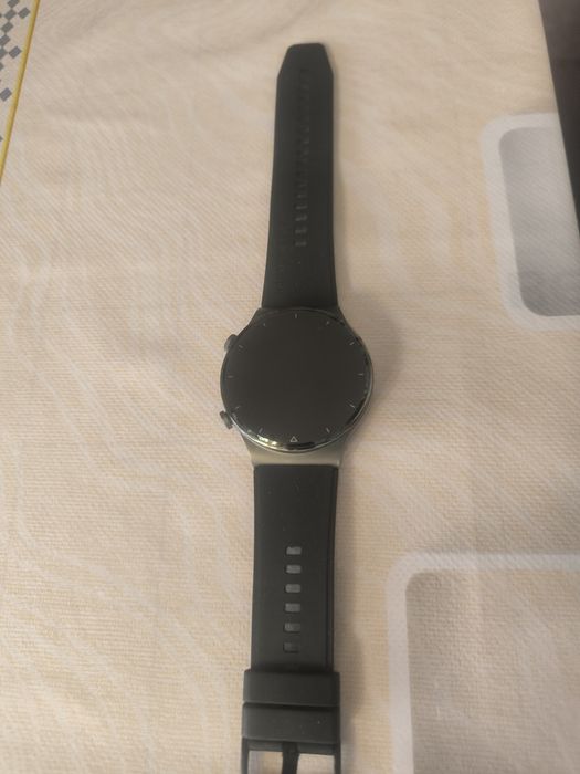 Продам смарт часы HUAWEI WATCH GT