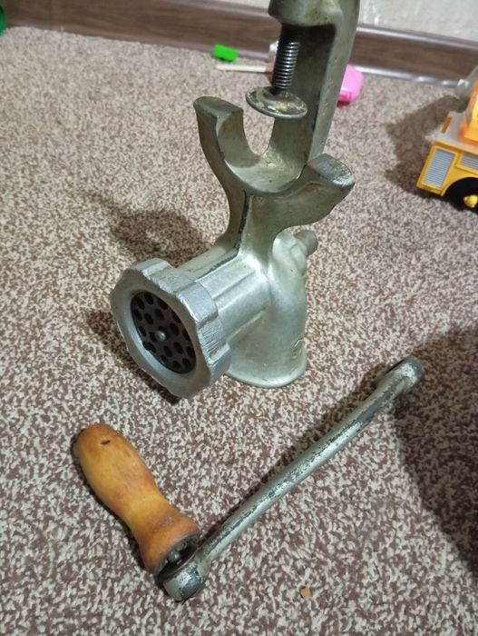 Продается советская посуда мясорубка эмалированное ведро арзон идишлар