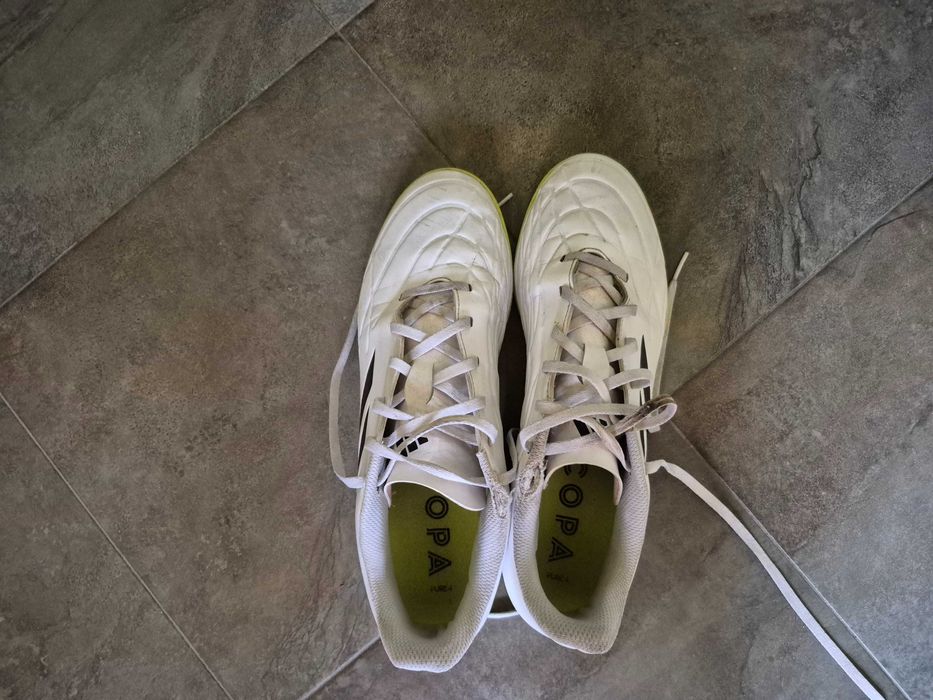 Футболен комплект обувки - 3 броя