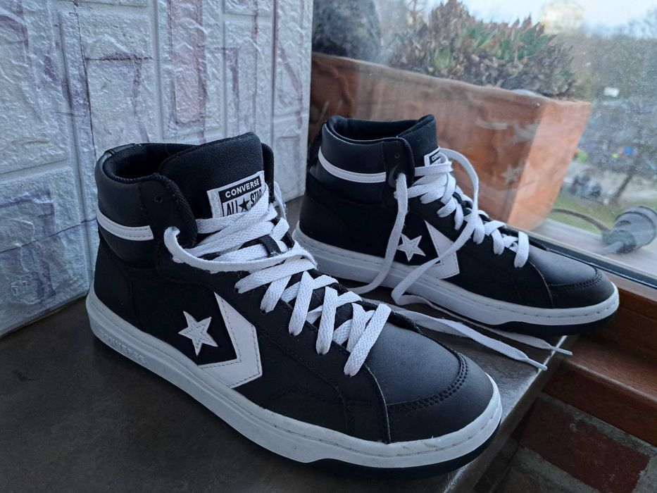 мъжки маратонки,кецове,спортни кожени обувки,,ном.41,Converse