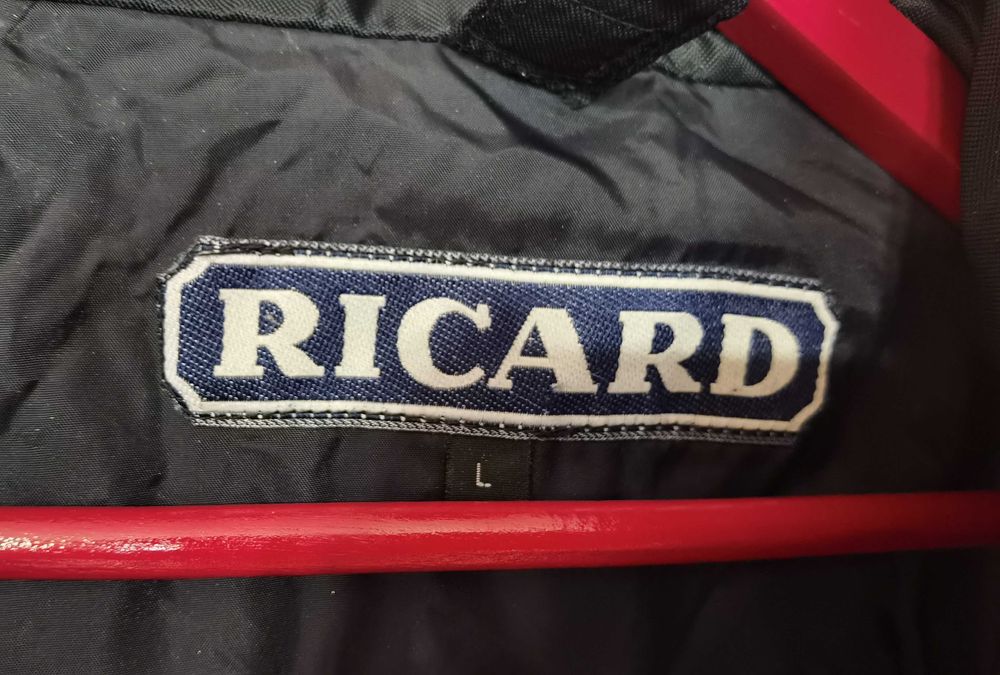 Спортна мъжка блуза и непромокаемо мъжко яке