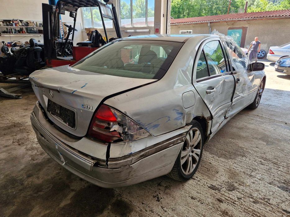 Mercedes W203 C220CDI 143кс 611 автоматик седан НА ЧАСТИ!