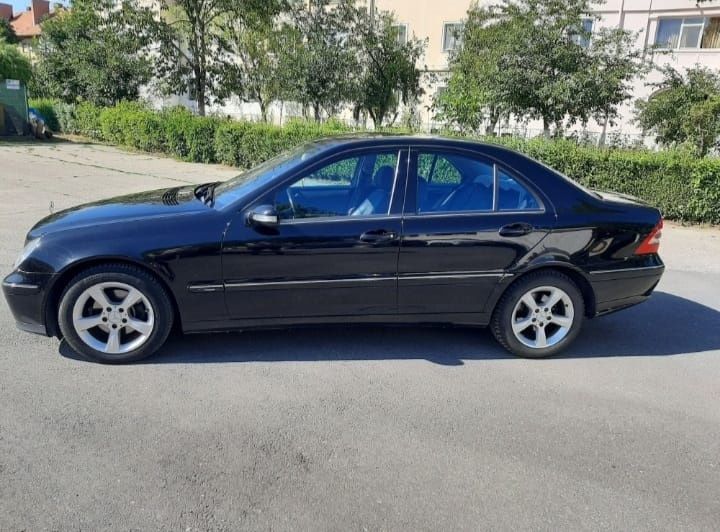 MERCEDES-BENZ C-Class 2006 — imagine 2