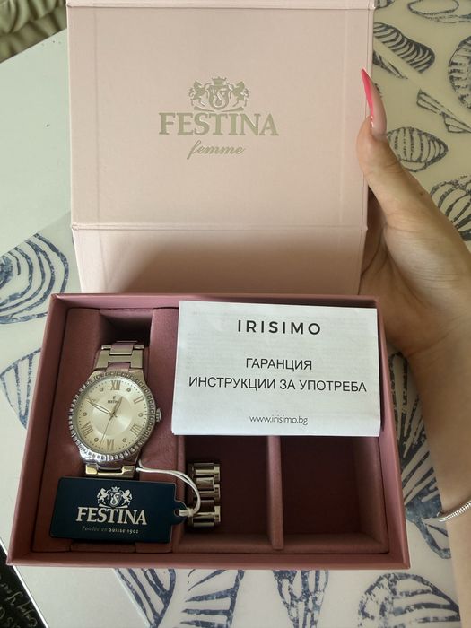 Чисто нов дамски часовник Festina с кутия и гаранция до 2027 г.