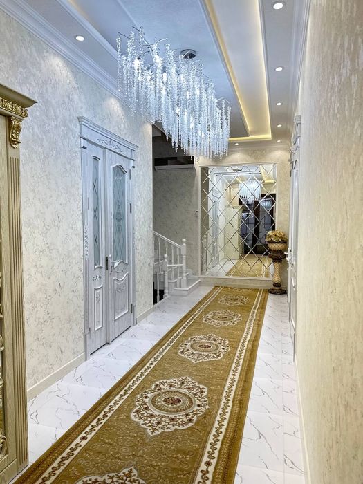 Аренда дома в Яккасарайском районе 6 комнат 350 м²