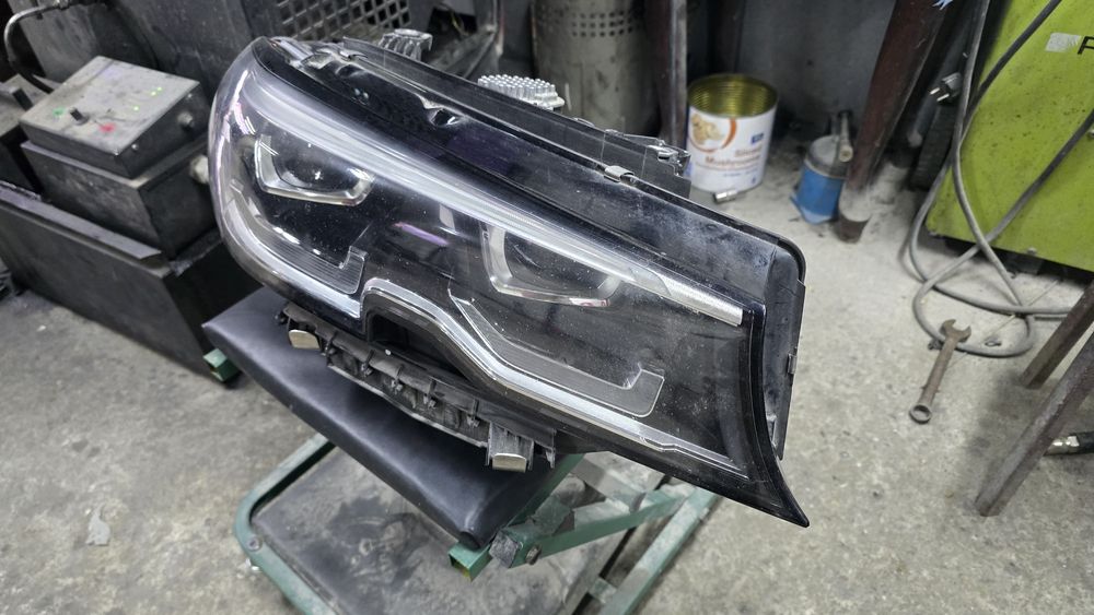 Faruri bmw g20 g21 seria 3 cu calculatoare stanga dreapta