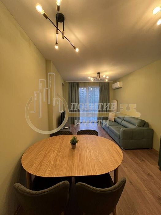 Дава се под наем Тристаен апартамент в София, Зона Б-18 - 100 кв.м за 920 € - Снимка #2