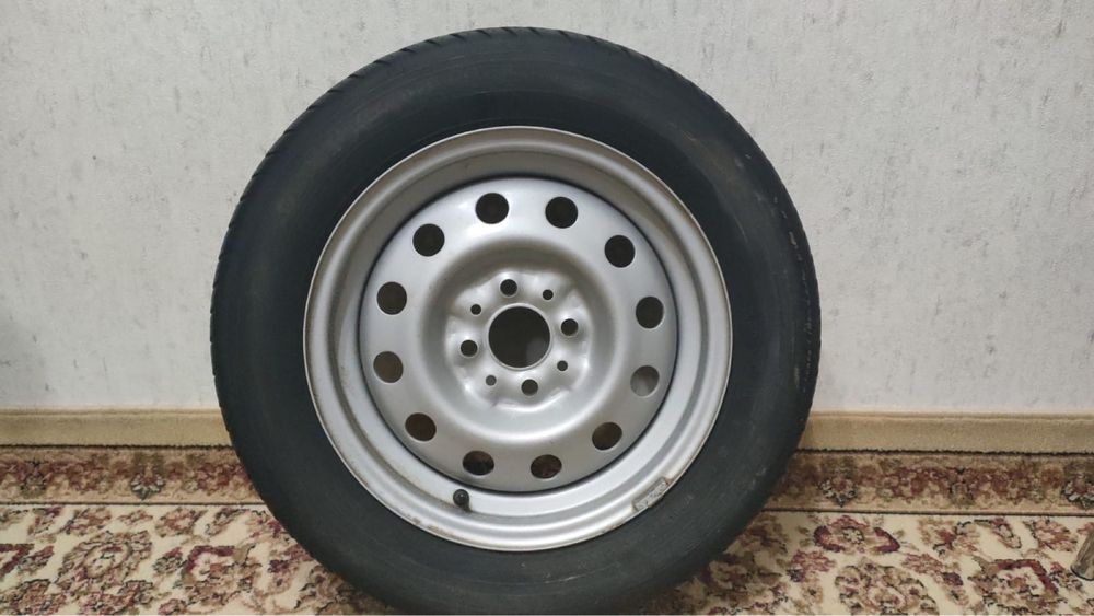 Летние шины на штампованных дисках