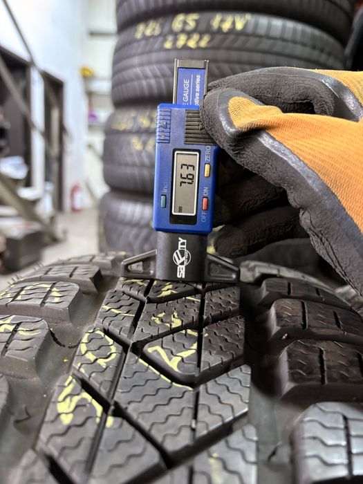 Anvelope iarna 225/45/19 Pirelli Winter Sottozero3 225 45 19 R19