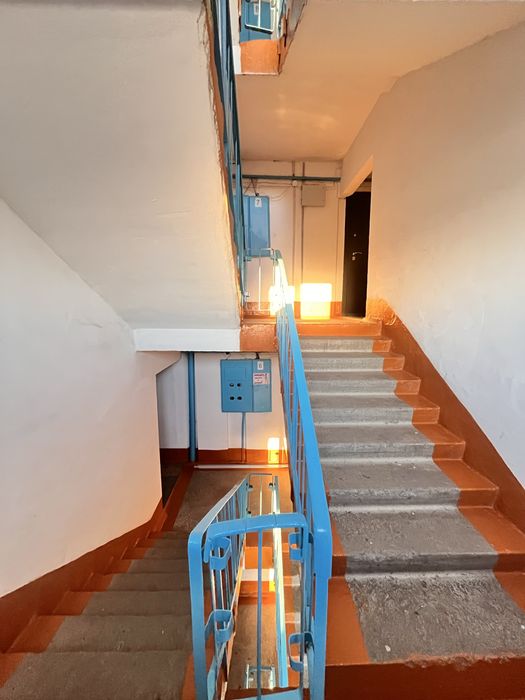 Продам 2 комн квартиру