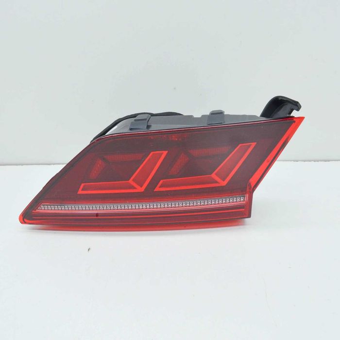 Нов оригинален вътрешен ляв стоп VW Tiguan IQ Light 5NA945307H