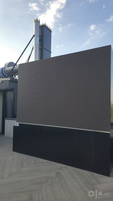 Большой LED монитор 3m×2m