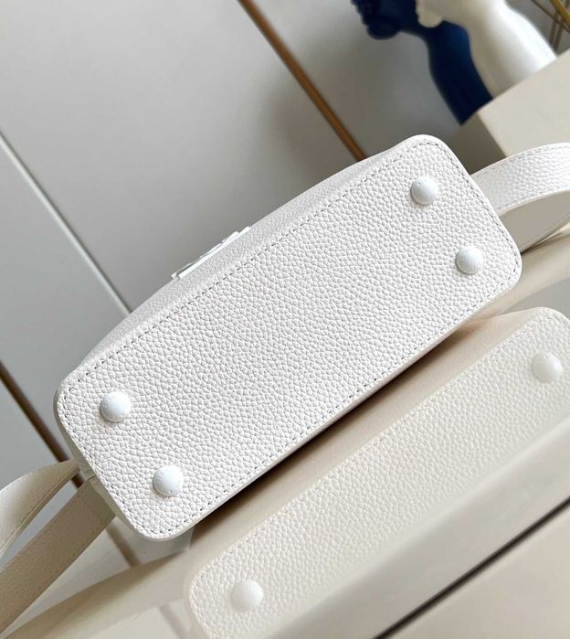 Geanta LV Louis Vuitton Capucines 21cm alb, Premium