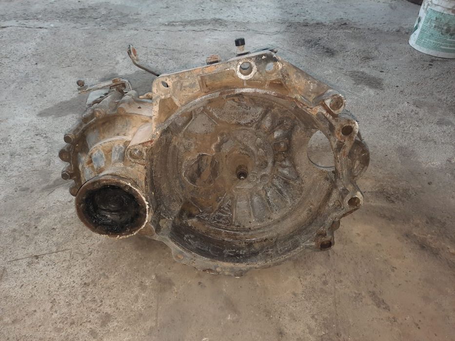 Коробка МКПП на  Golf 3