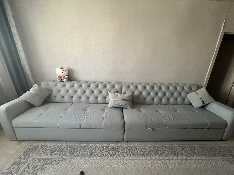 Продам диван для гостиной