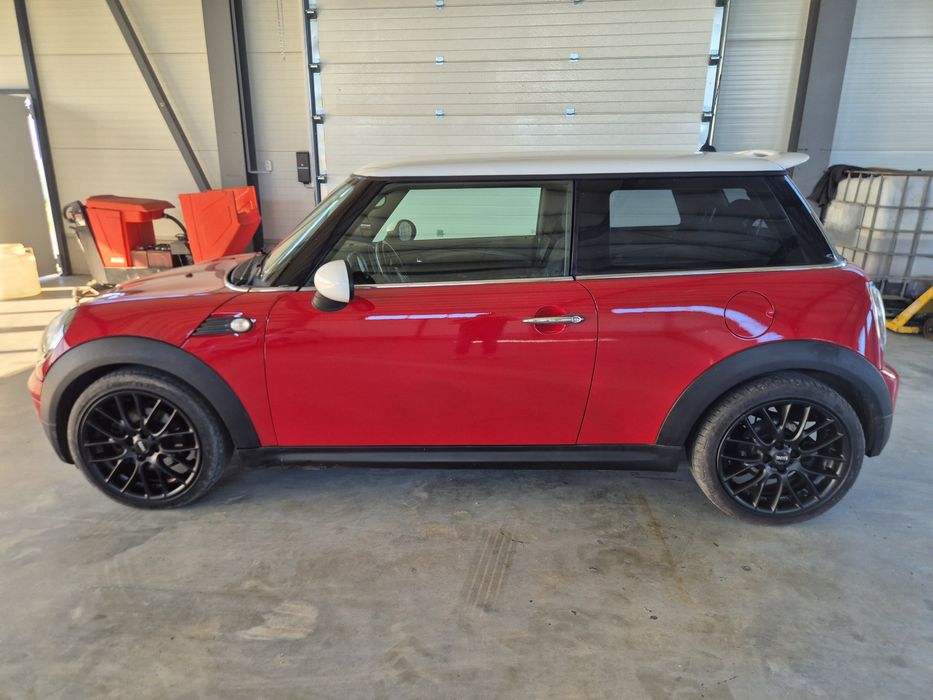 Vand Mini Cooper 1.6 benzina an 2009