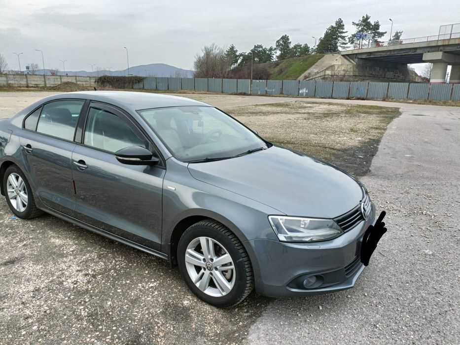 VOLKSWAGEN Jetta 2012 — imagine 2