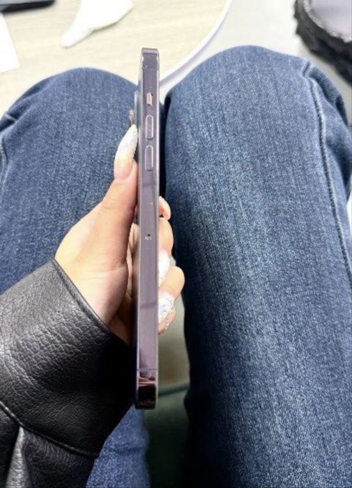 I phone 14 pro Max 256 gb Mov